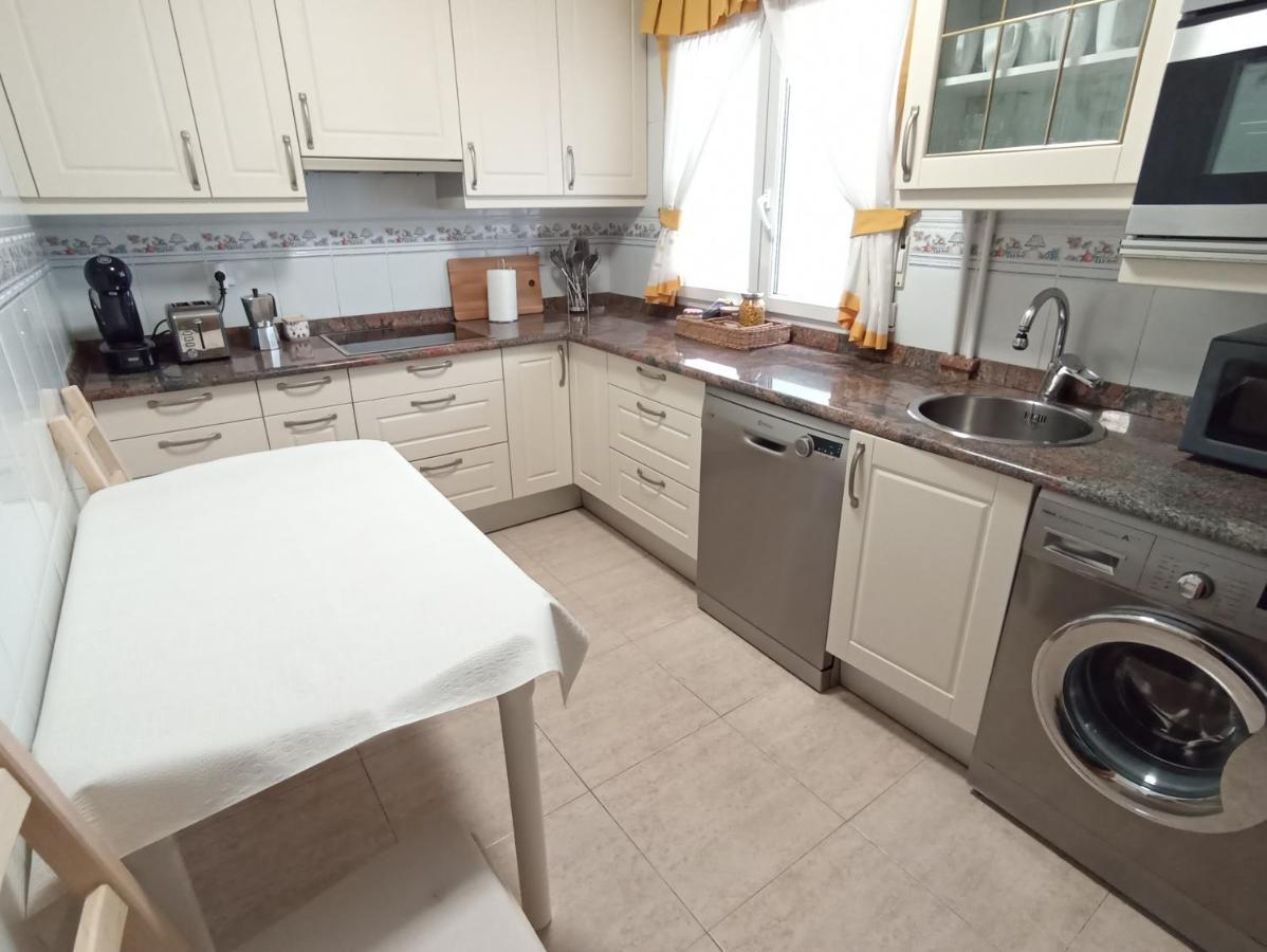 Apartamento De 120M2 Al Lado De Cabarceno Saron Ngoại thất bức ảnh